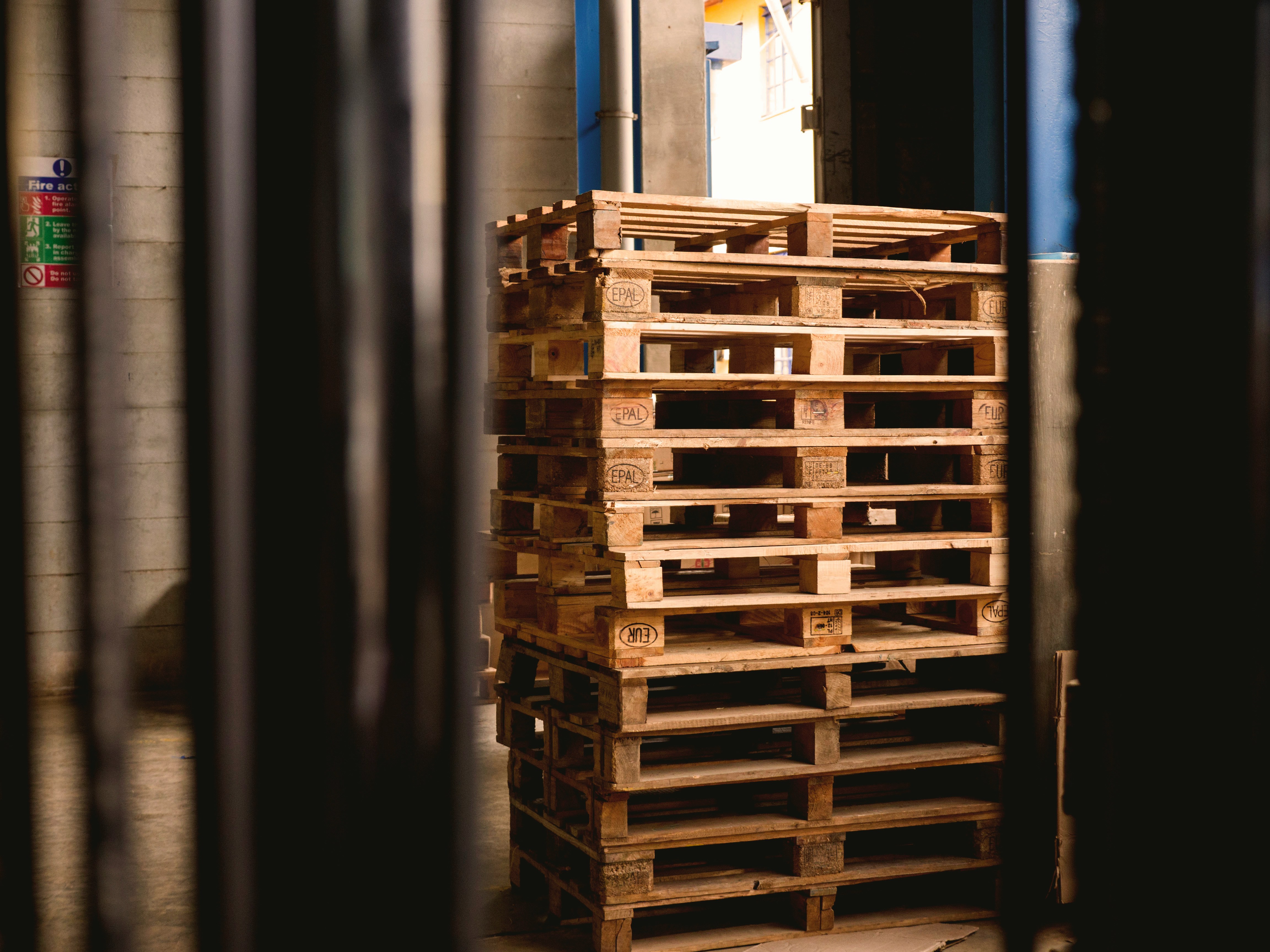 Pallets, Cages & Trolleys